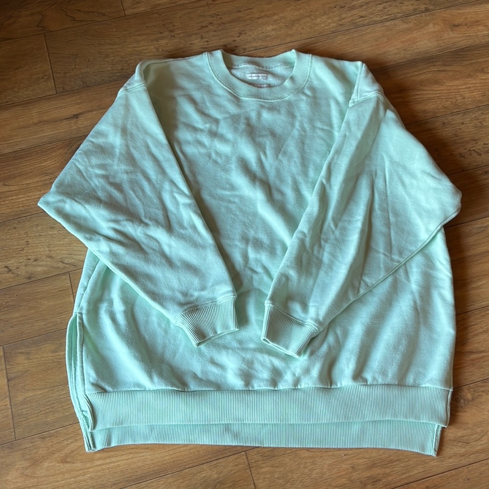 American Eagle Sweatshirt
